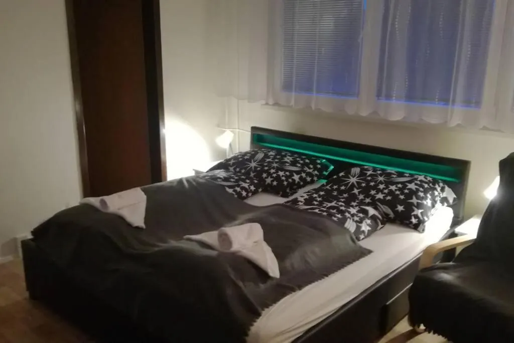 Apartment Flat3 With 2Bedrooms Wifi Ostrava